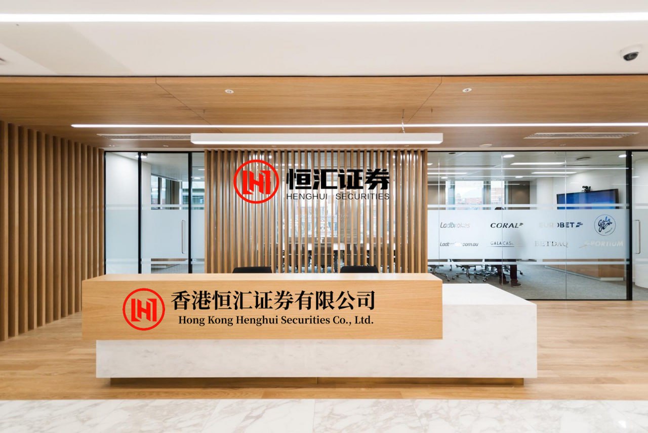 天宇优配官网官网 柜子一门到顶，实际体验行不行？
